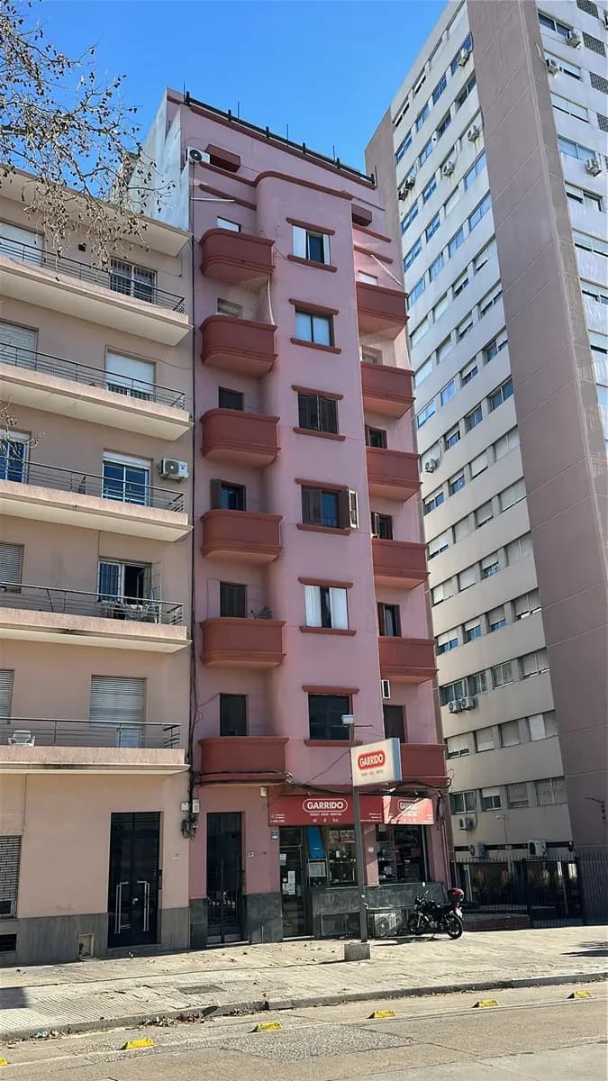 Apartamento De 3 Dormitorios Muy Luminosos