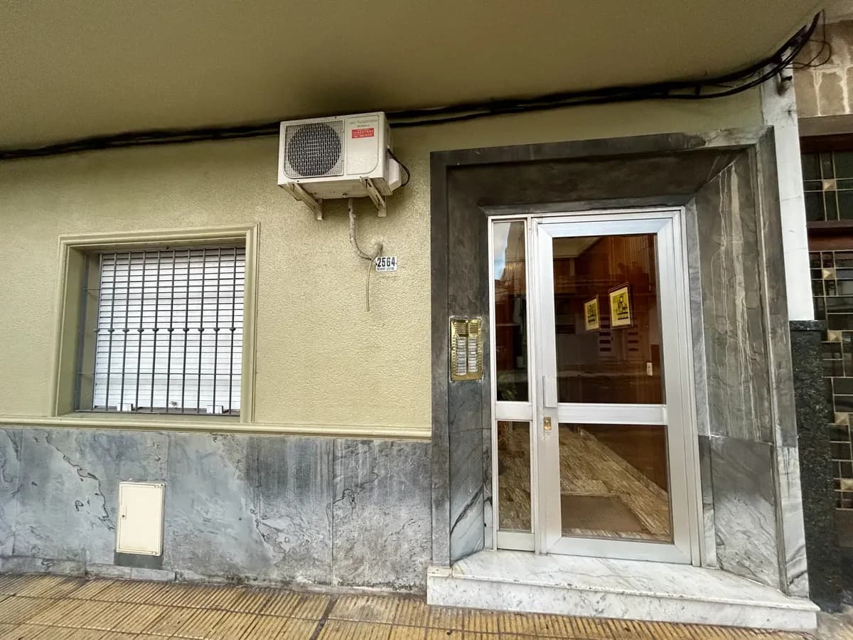 Apartamento 2 Dormitorios Reciclado Gc Bajos